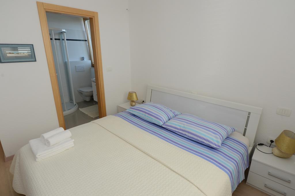 Apartment Mara Petrčane Chambre photo