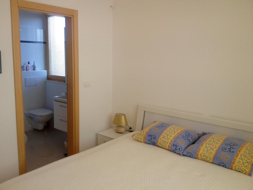 Apartment Mara Petrčane Chambre photo
